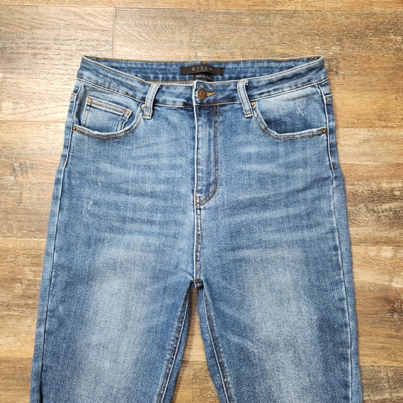 Risen Jeans - High Rise Relaxed Fit Skinny - RDP1264 - Picture 5 of 9